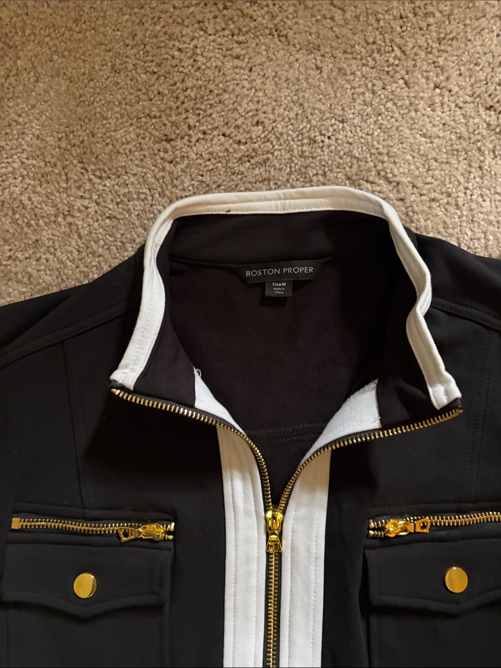 Boston Proper Womens Black set with White Trim and gold accents new size M - Picture 5 of 7
